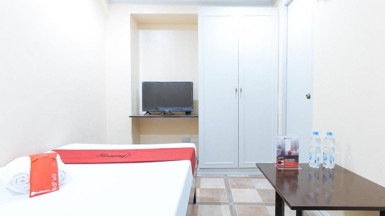 Reddoorz Plus At Canley Residential Pasig City Exterior photo