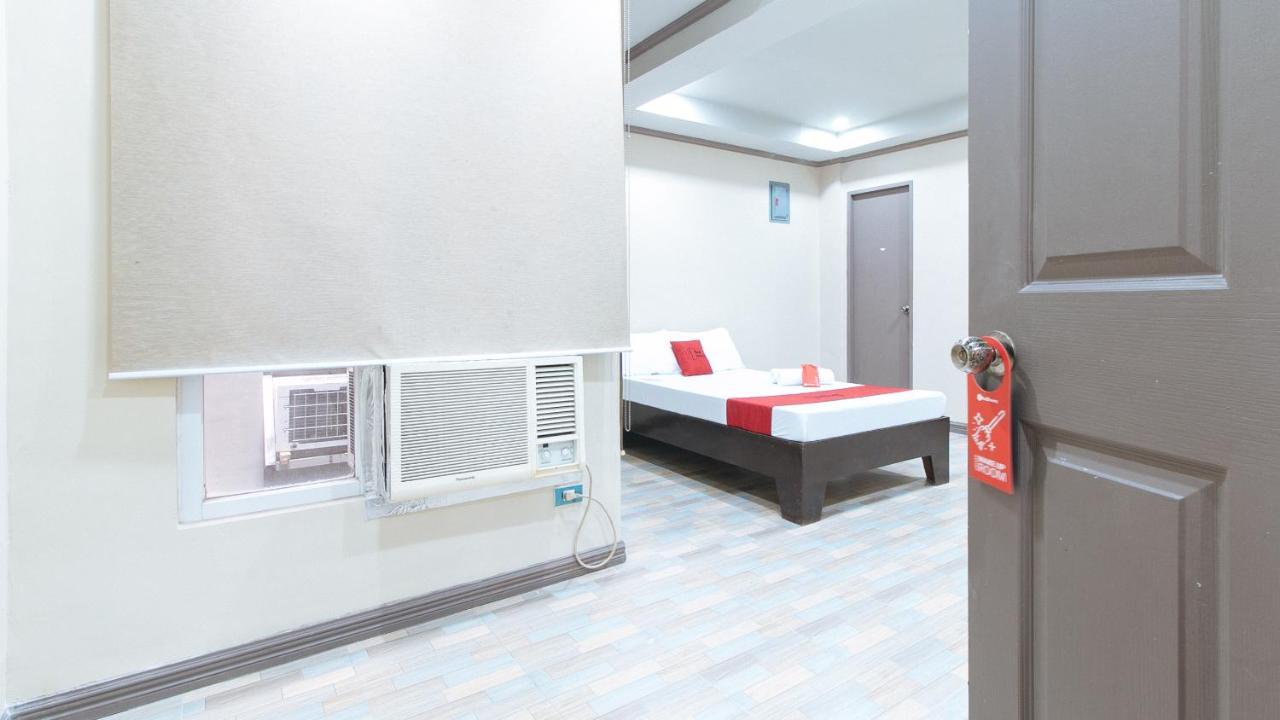 Reddoorz Plus At Canley Residential Pasig City Exterior photo